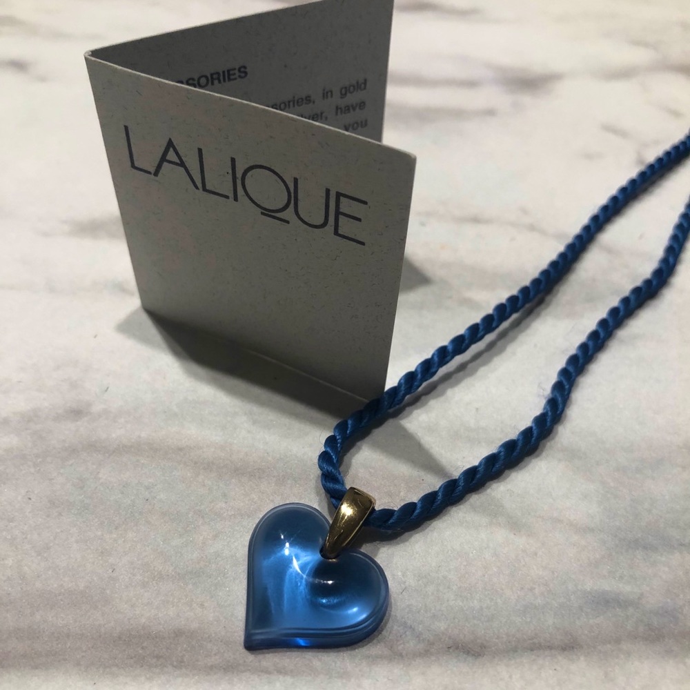 NWT Lalique Heart Pendant Necklace